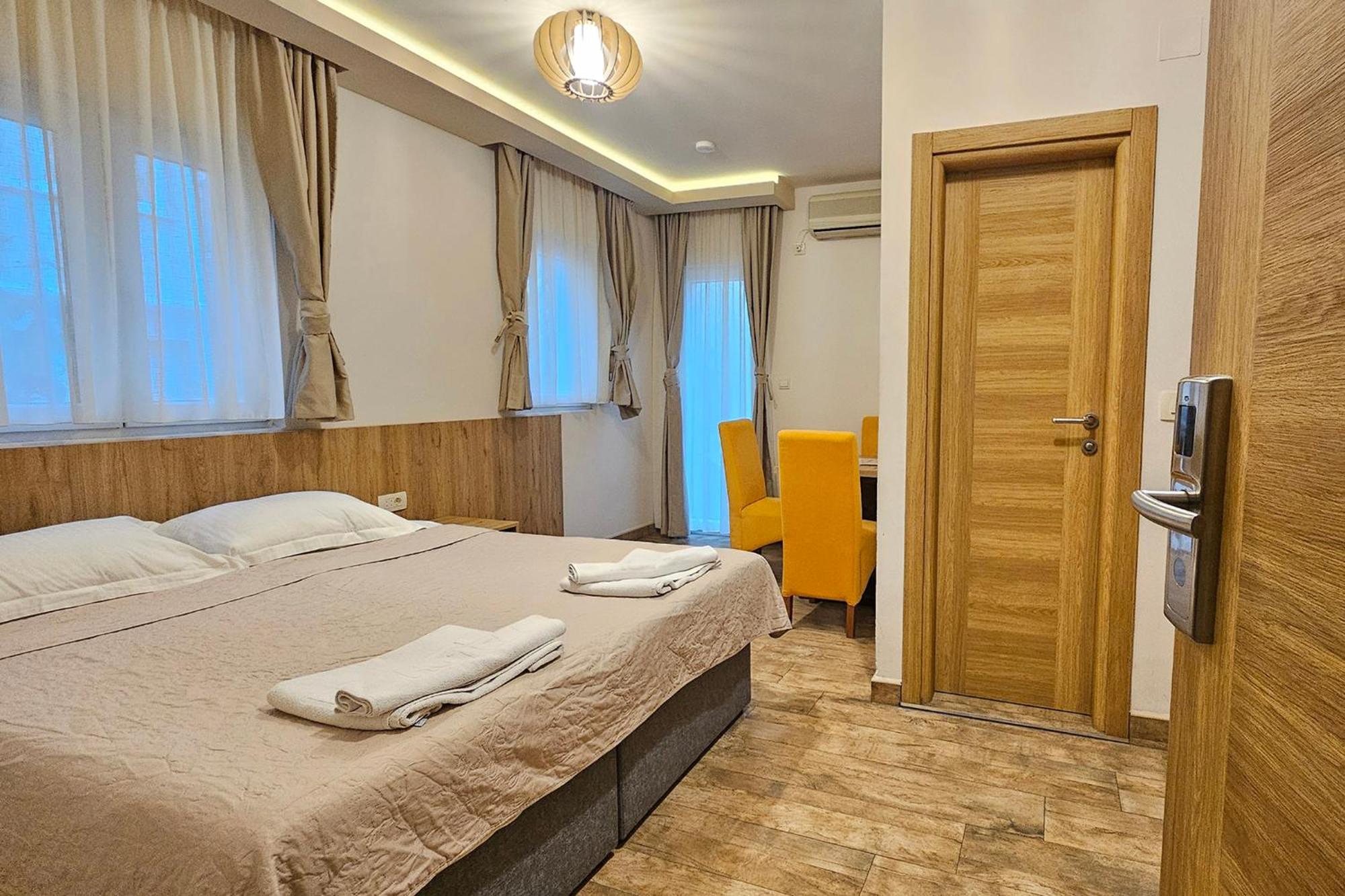 Villa Montemaris بودفا المظهر الخارجي الصورة